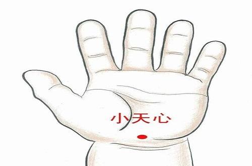 小儿自汗的推拿方法