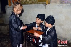 想不想来颗时间胶囊 看看40年前世界什么样？
