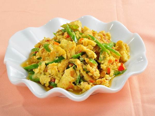 炒鸡蛋怎么好吃 炒鸡蛋一定要加两样宝