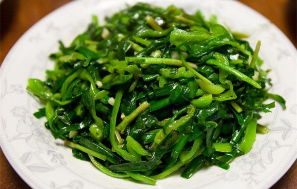 男性年纪大了身体走下坡路怎么办？多吃这些食物让你刚硬如前